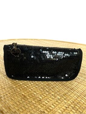 Gap Rhinestones Black Sequin Love Cosmetic Make-up Bag w Love Heart charm whimsy